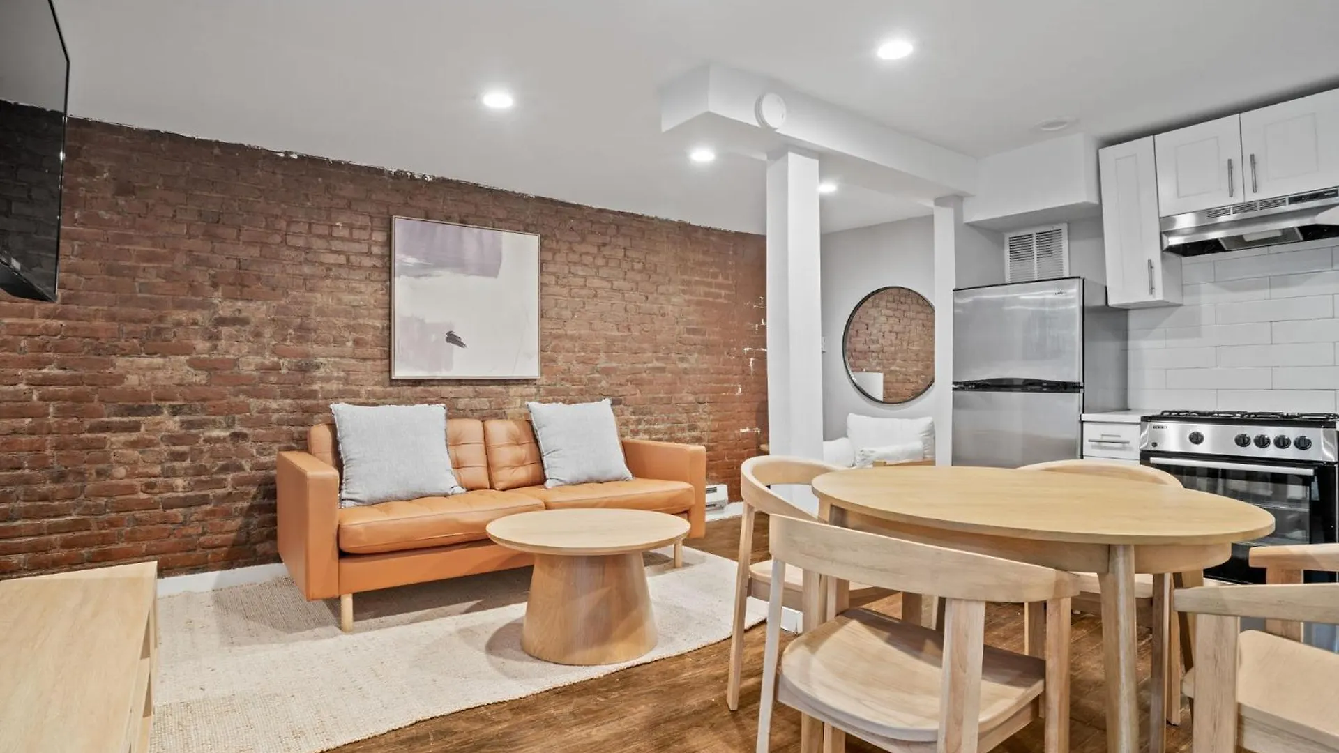 Chelsea Charm 2Bd 1 Bath Apartment New York