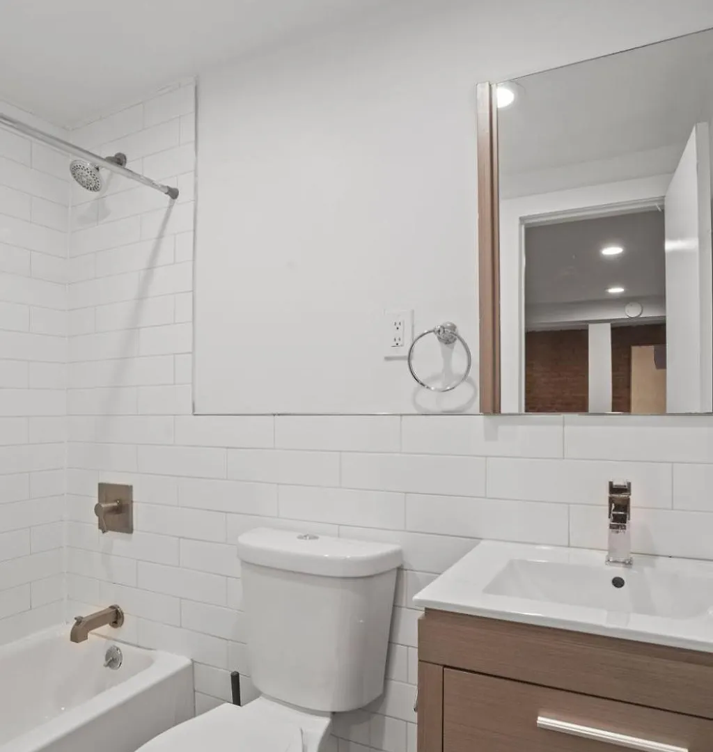 뉴욕 Chelsea Charm 2Bd 1 Bath 아파트